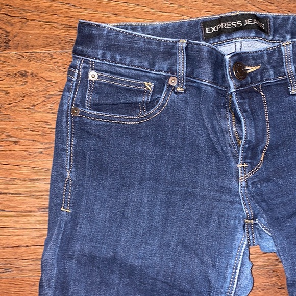 Jeans - Picture 2 of 4